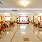 Отель Elia 4*