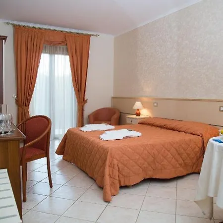 Elia Hotel