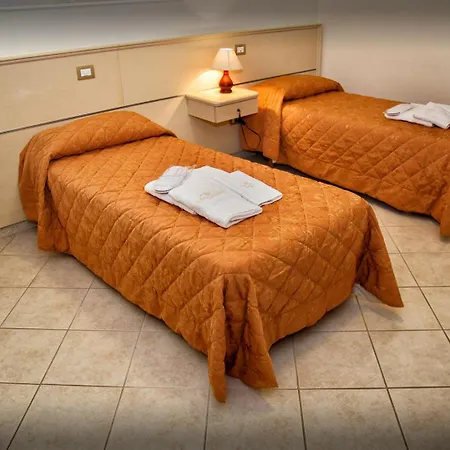 Elia Hotel
