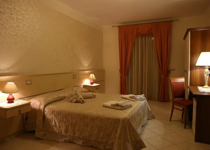 Elia Отель Buccino